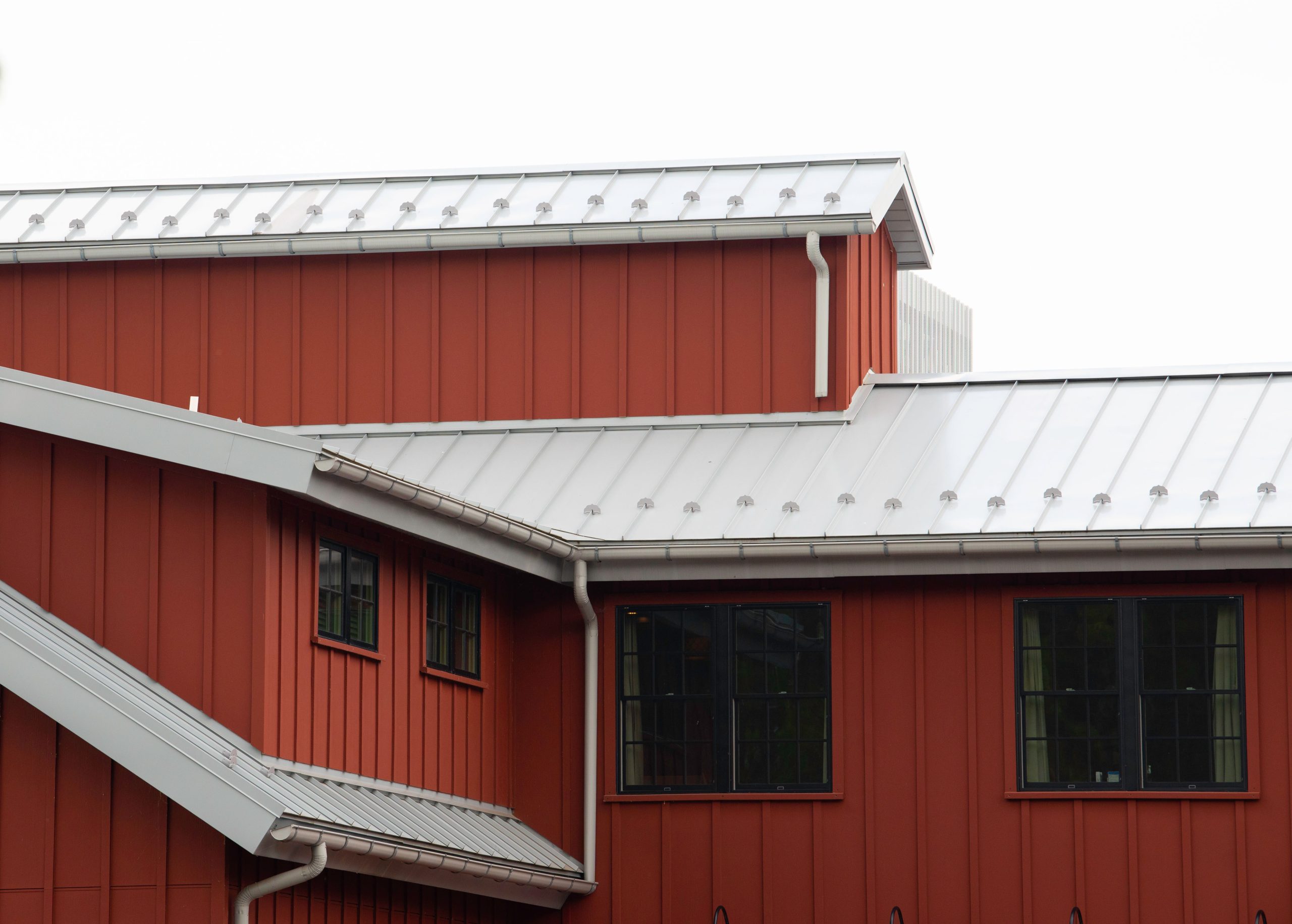 Guide Aims To Reduce Risk When Specifying Standing Seam Panels