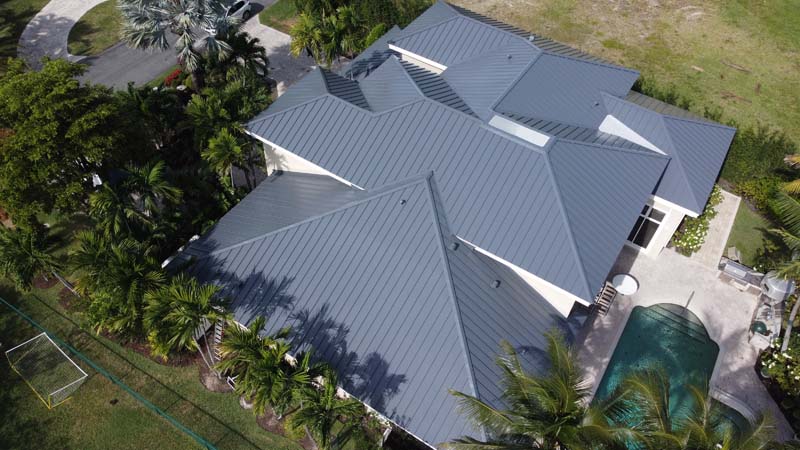 Металлическая жилая крыша во Флориде